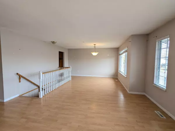 Richmond, BC V6V 2P2,5531 Oliver DR