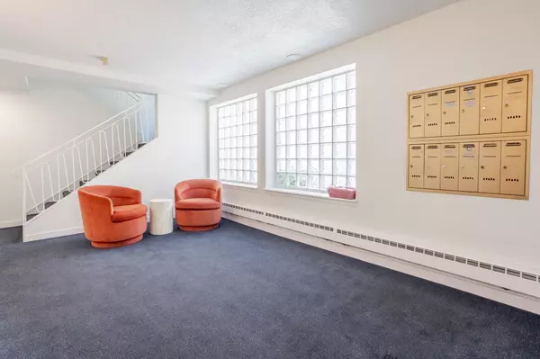 Vancouver, BC V6H 1K4,1149 W 11th AVE #206