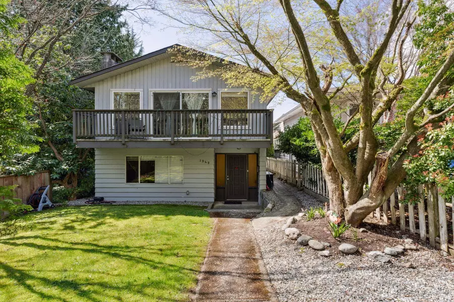 1949 Mahon AVE, North Vancouver, BC V7M 2T4