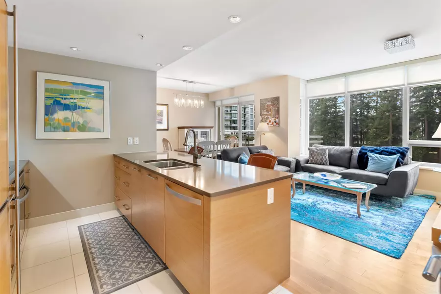 1473 Johnston RD, White Rock, BC V4B 3Z4