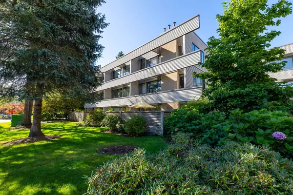15275 19 AVE #217, Surrey, BC V4A 1X6