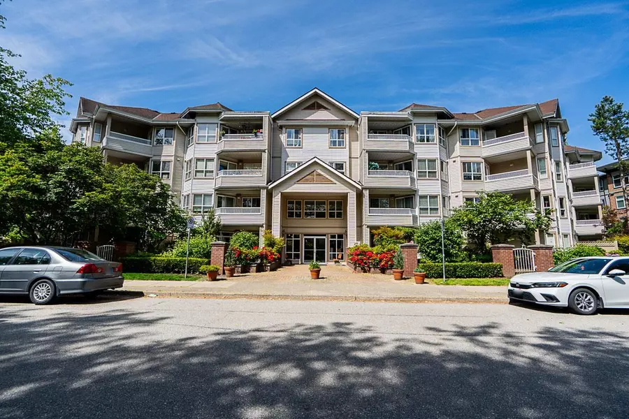 8139 121a ST ##212, Surrey, BC V3Z 0K8