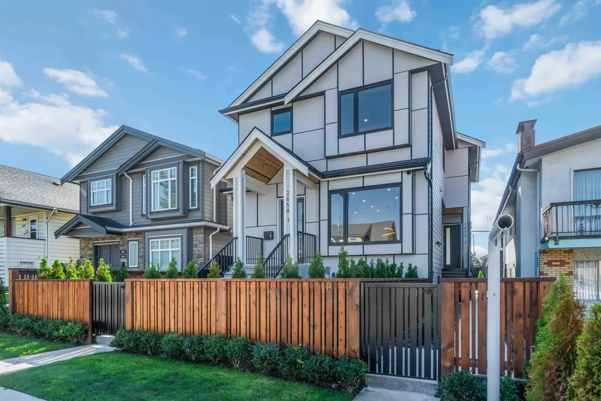 Vancouver, BC V5K 1P9,2658 Dundas ST #2