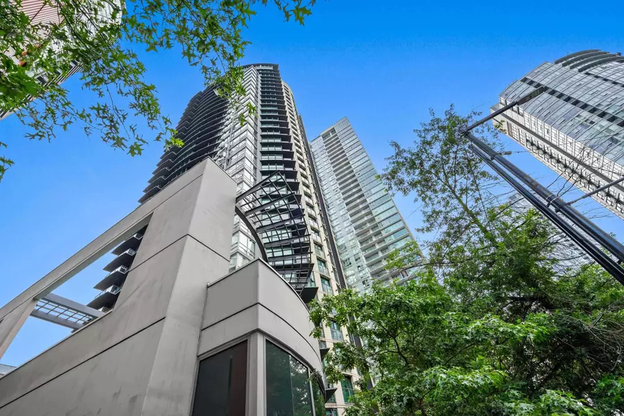 501 Pacific ST #2007, Vancouver, BC V6Z 2X6