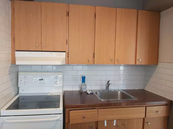 Vancouver, BC V6E 1S5,1219 Harwood ST #1104