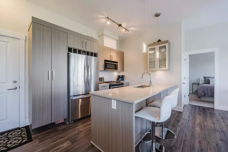 22327 River RD #409, Maple Ridge, BC V2X 2C7