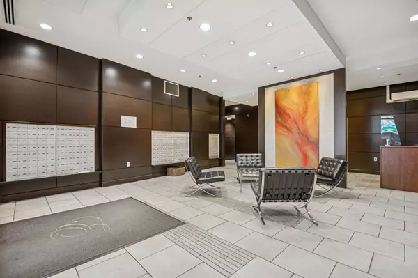 Vancouver, BC V6B 0J1,188 Keefer PL #239