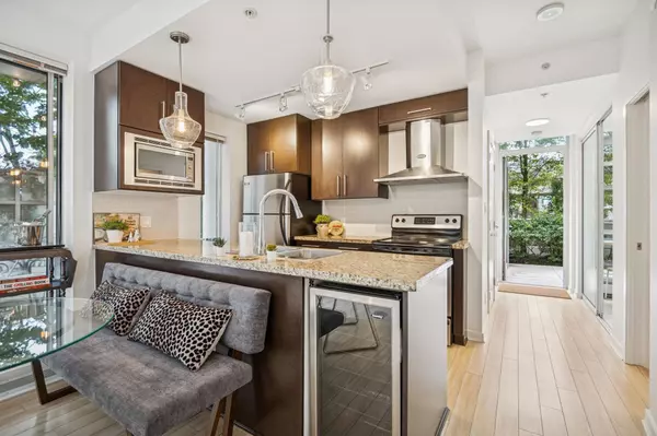 Vancouver, BC V6B 0J1,188 Keefer PL #239