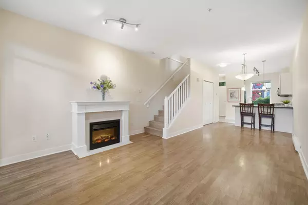 Surrey, BC V3R 3S6,15353 100 AVE #46