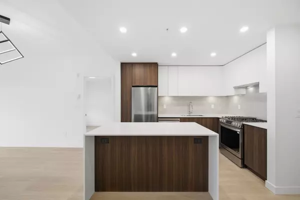 Langley, BC V2Y 3Z8,7980 206a ST #A501