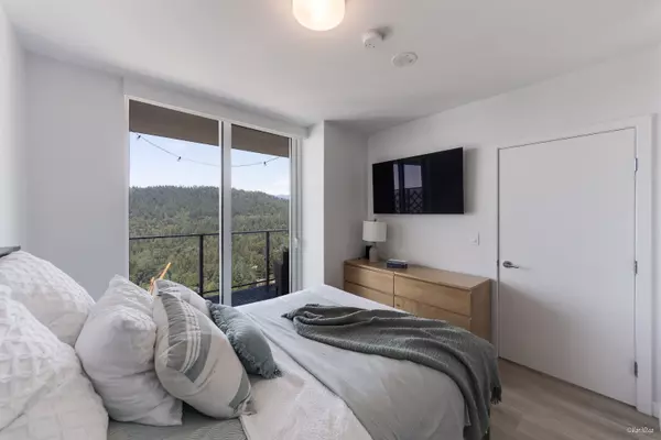 Coquitlam, BC V3J 0K7,567 Clarke RD #2703