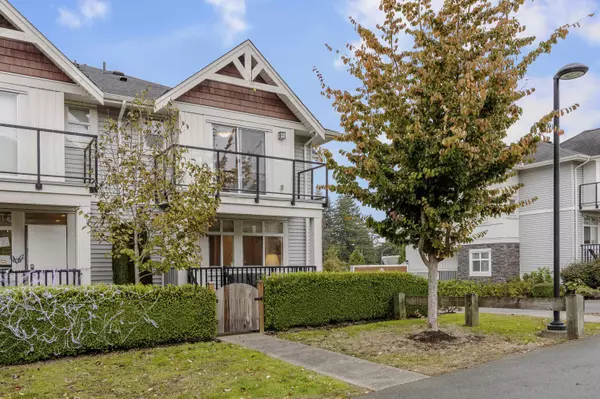 Surrey, BC V3S 8C5,7198 179 ST #1