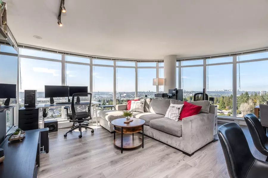 958 Ridgeway AVE #1202, Coquitlam, BC V3K 0C5