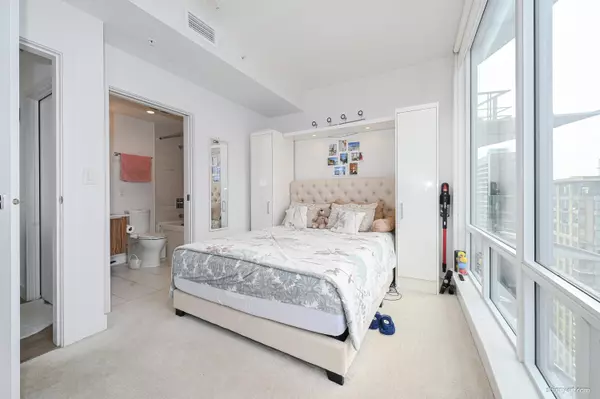 Vancouver, BC V6Z 0E3,1283 Howe ST #3602