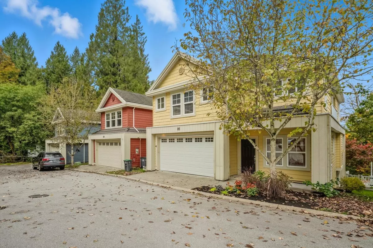 Surrey, BC V4P 0C9,3495 147a ST #15