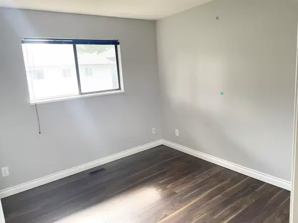 Richmond, BC V7E 5M5,5640 Sandiford PL