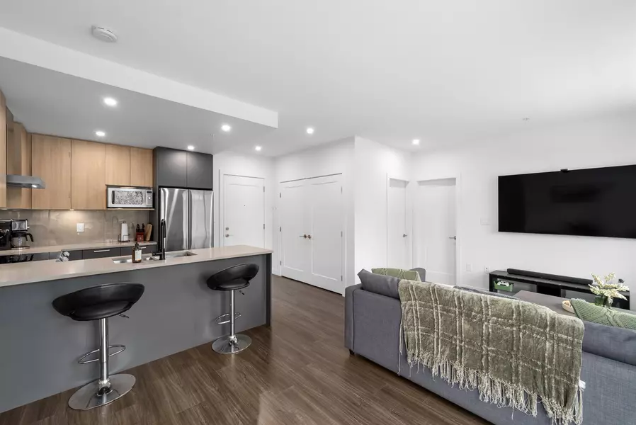 31940 Raven AVE #411, Mission, BC V2V 0L1