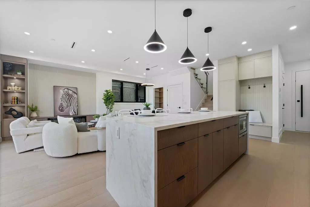 Vancouver, BC V5N 1V5,2282 E 8th AVE #3