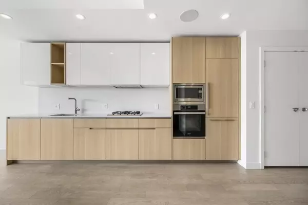 Richmond, BC V7C 0E8,6833 Pearson WAY #408