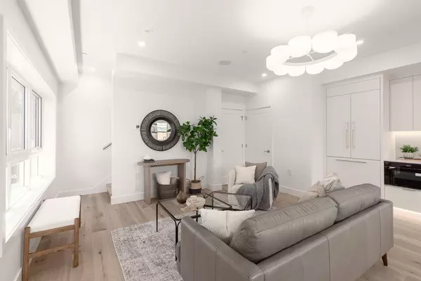 Vancouver, BC V6M 1A3,1135 W 33rd AVE