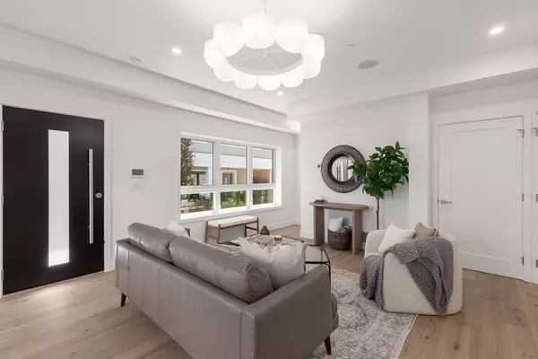 Vancouver, BC V6M 1A3,1135 W 33rd AVE