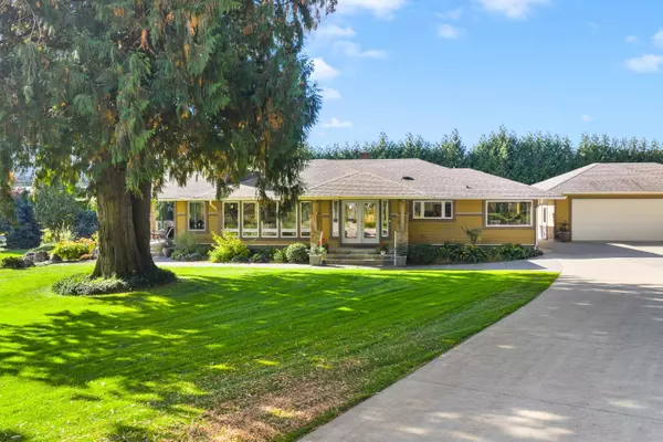 Abbotsford, BC V2T 5X1,197 Clearbrook RD