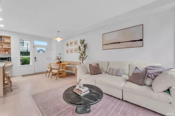 North Vancouver, BC V7H 0E3,2045 Heritage Park LN #128