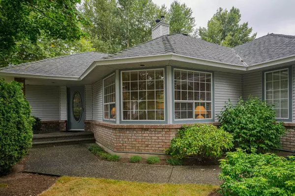 Surrey, BC V2W 0Z8,8459 142a ST