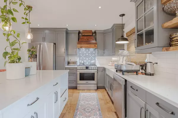 10125 Shamrock DR Chilliwack, BC V2P 5L3