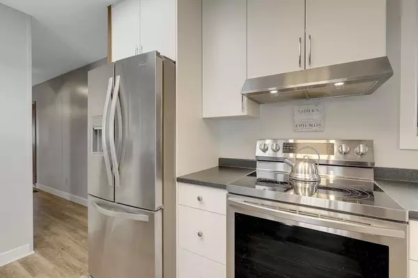 15875 20 AVE #43 Surrey, BC V4A 2B1