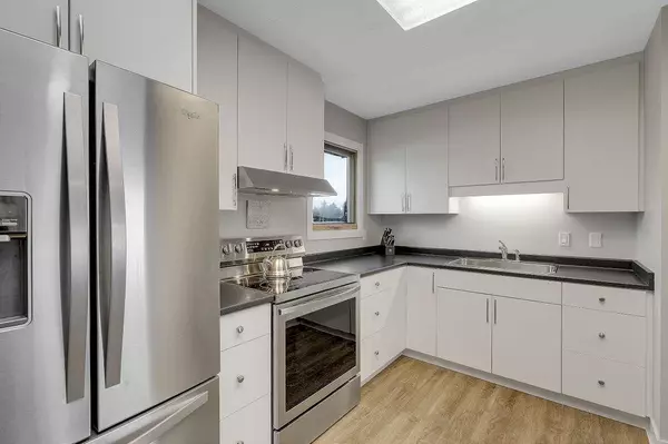 15875 20 AVE #43 Surrey, BC V4A 2B1