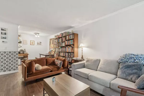 New Westminster, BC V3L 1G1,428 Agnes ST #302