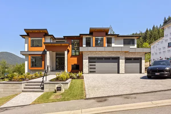 Anmore, BC V3H 0J4,2961 Eaglecrest DR