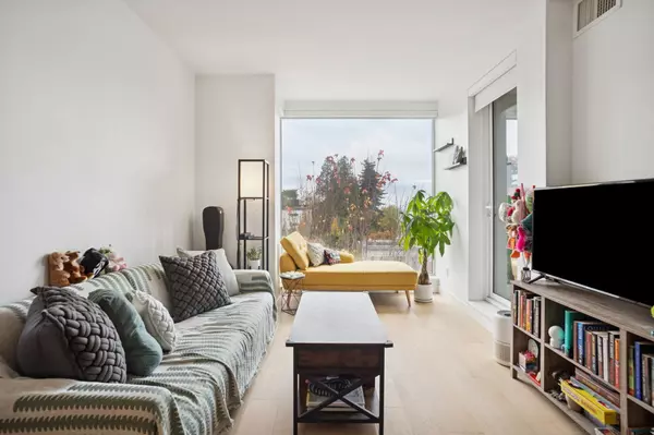 Vancouver, BC V6P 0C9,1515 Atlas LN #506