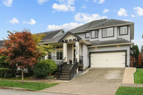 16622 59a AVE, Surrey, BC V3S 4N9