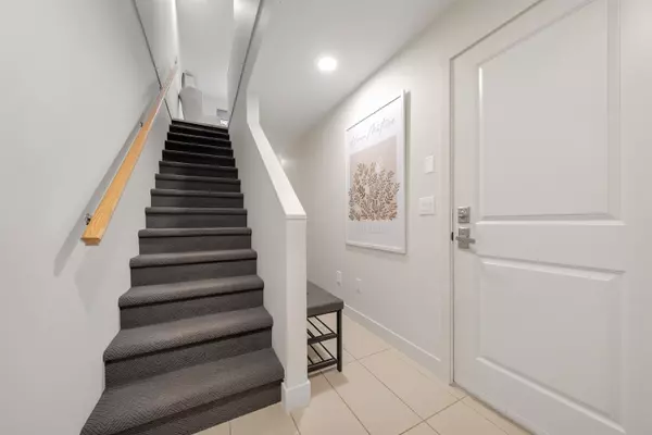 Coquitlam, BC V3E 0G6,1460 Southview ST #150