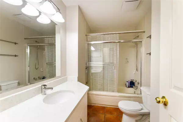 Abbotsford, BC V2T 4T8,32615 Murray AVE #21