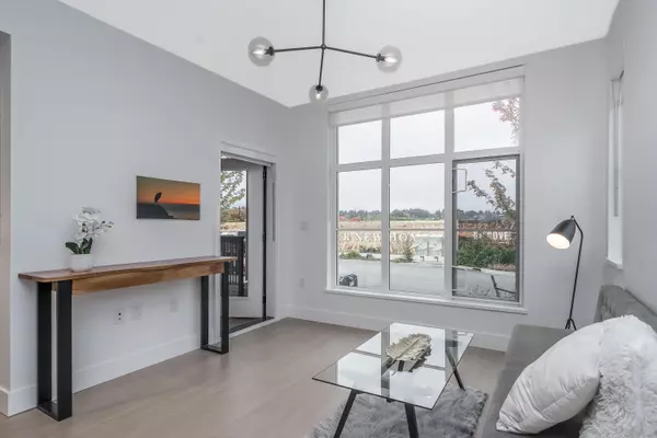 320 Ridge ST #102, Delta, BC V4L 0B5