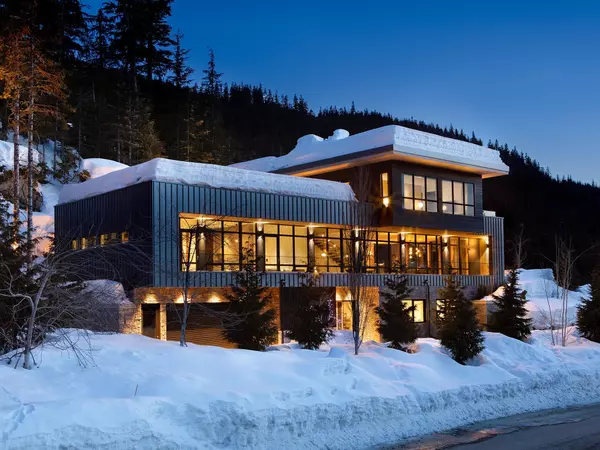 2932 Ancient Cedars LN, Whistler, BC V8E 0L6