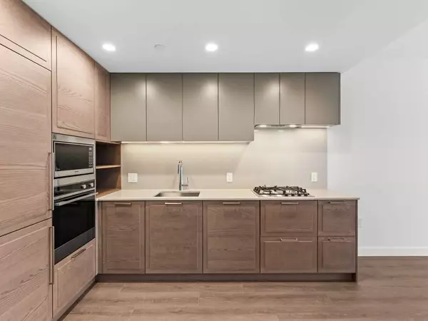 Burnaby, BC V5H 2P8,5685 Halley AVE #1601