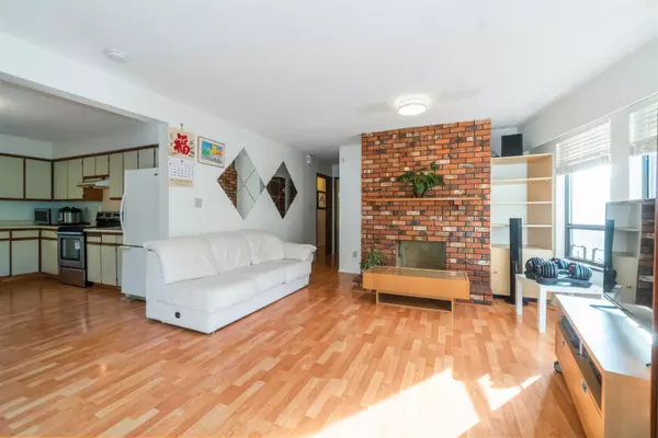 Vancouver, BC V5R 3S6,5820 Earles ST