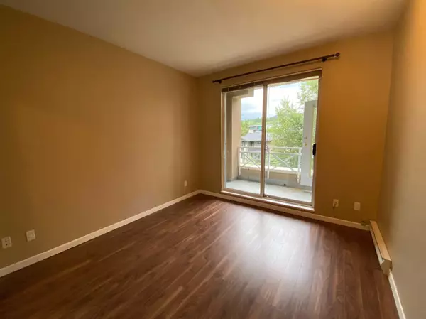 North Vancouver, BC V7G 2S5,3600 Windcrest DR #504