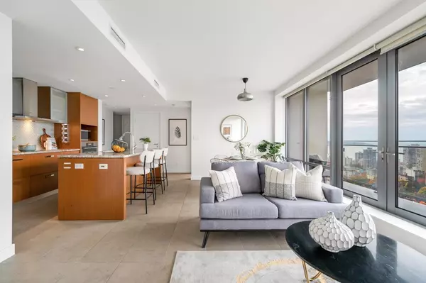 Vancouver, BC V6E 0B1,1028 Barclay ST #3105