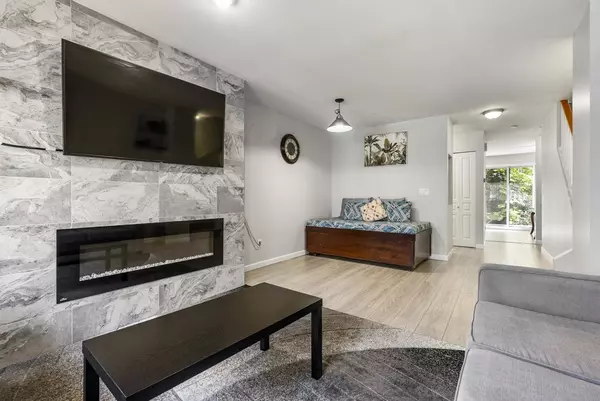 Surrey, BC V4N 5G2,16388 85 AVE #36