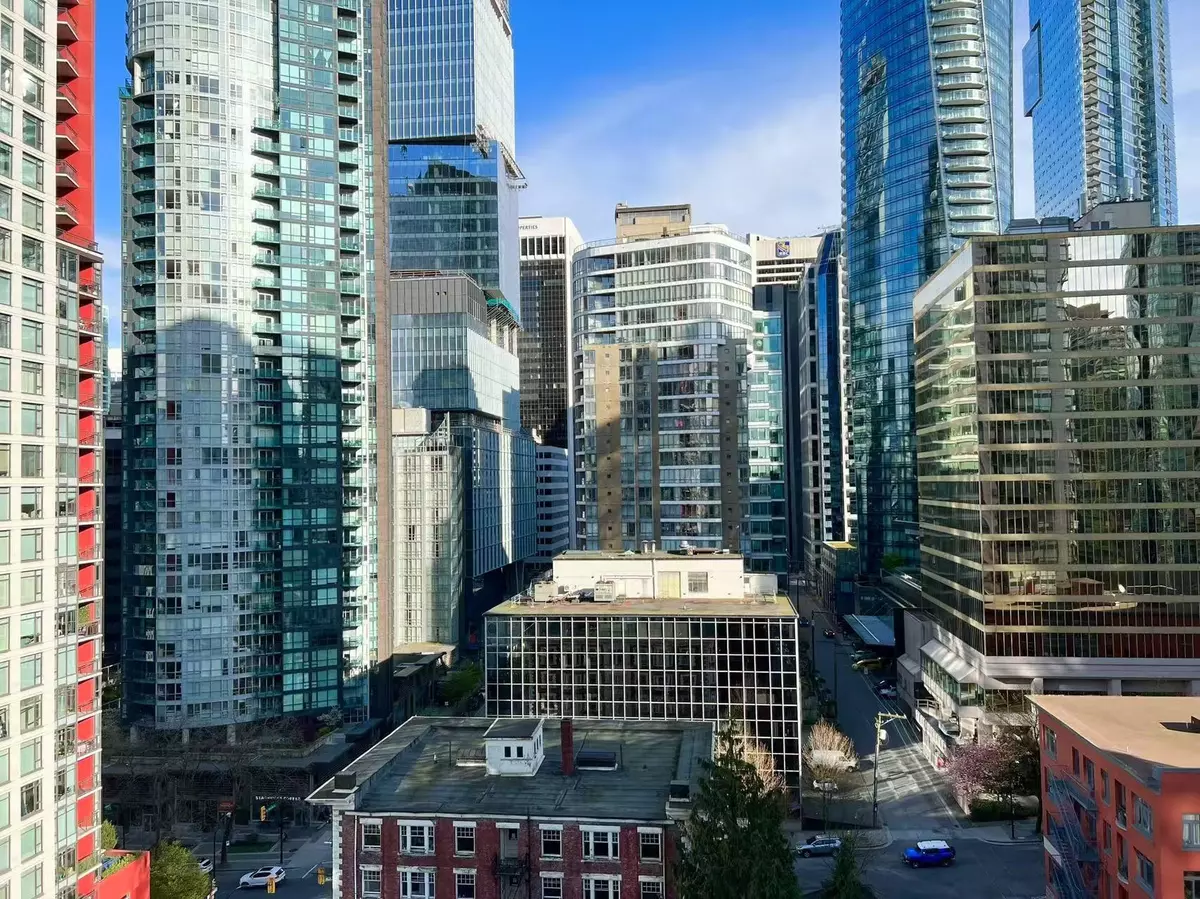 Vancouver, BC V6E 4N2,1238 Melville ST #1706