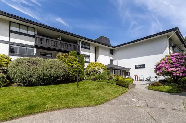 1561 Vidal ST #113, White Rock, BC V4B 5A7