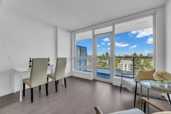 Richmond, BC V6Y 0L6,6328 No. 3 RD #623