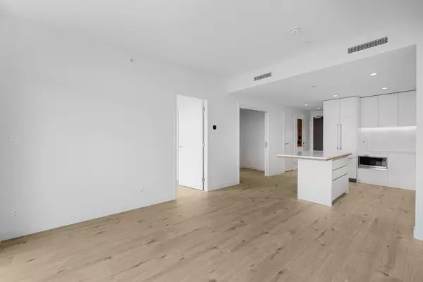 720 Farrow ST #3404 Coquitlam, BC V3J 0P3