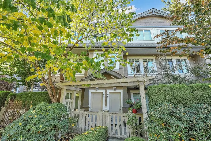 8251 209b ST #94, Langley, BC V2Y 0J9