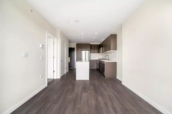 Coquitlam, BC V3J 0J4,530 Whiting WAY #705